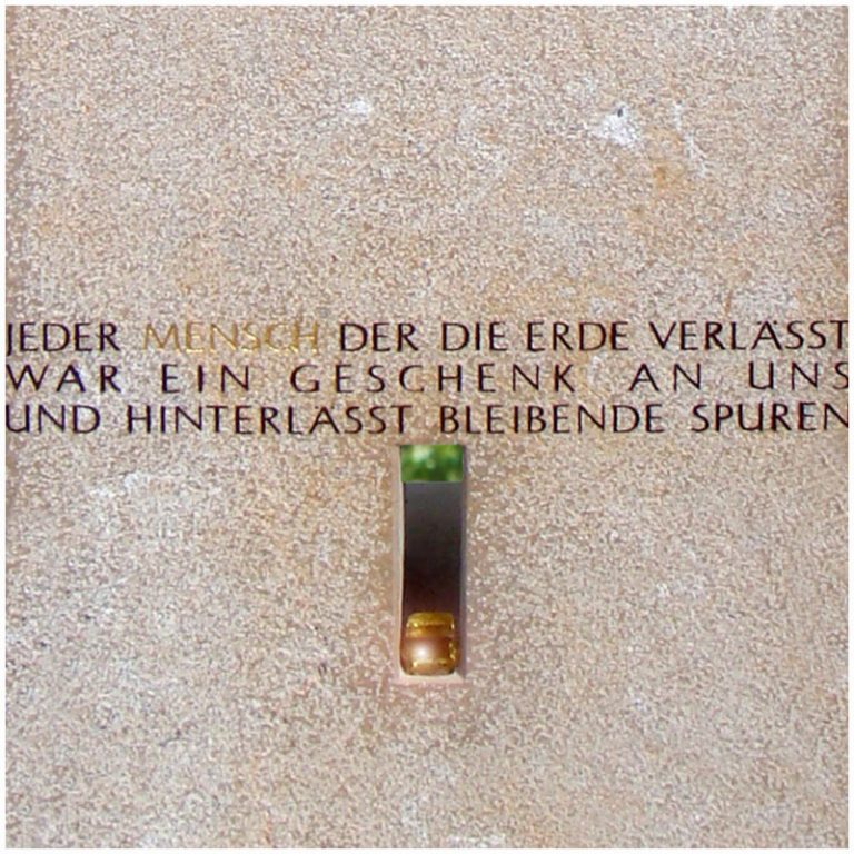 Sprüche für Grabsteine Die 20 schönsten Grabsteinsprüche Überblick