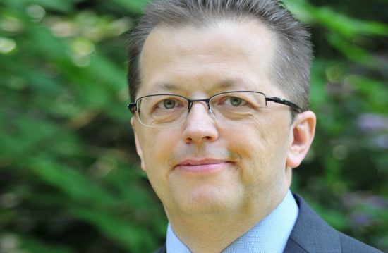 Frank Schilling – Trauerredner für das Ruhrgebiet Frank Schilling – Trauerredner für das Ruhrgebiet