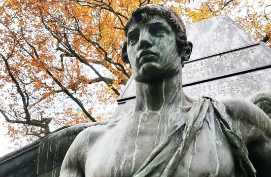 Krematorium Bochum / Krematorium auf dem Hauptfriedhof Bochum Krematorium Bochum / Krematorium auf dem Hauptfriedhof Bochum