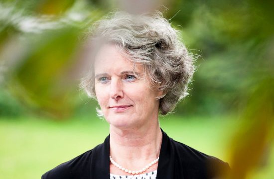 Astrid Lobreyer Trauerrednerin & Grabrednerin