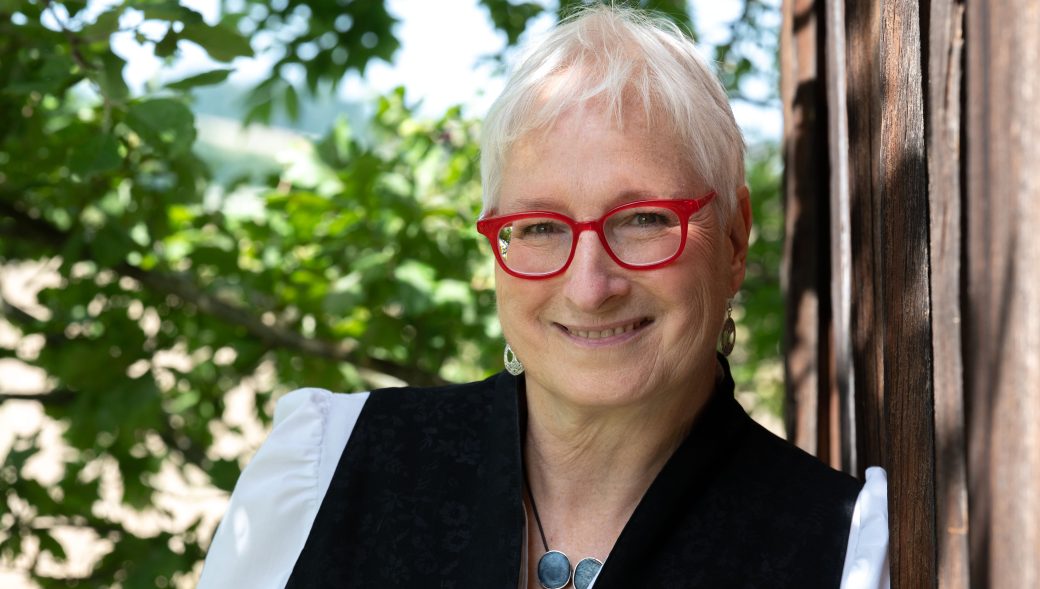 Die Grabrednerin Michaela Burch in Landshut