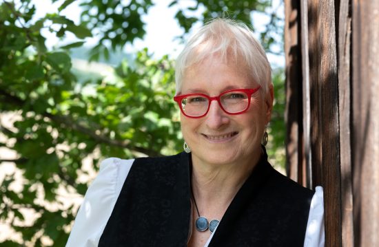 Die Grabrednerin Michaela Burch in Landshut Die Grabrednerin Michaela Burch in Landshut