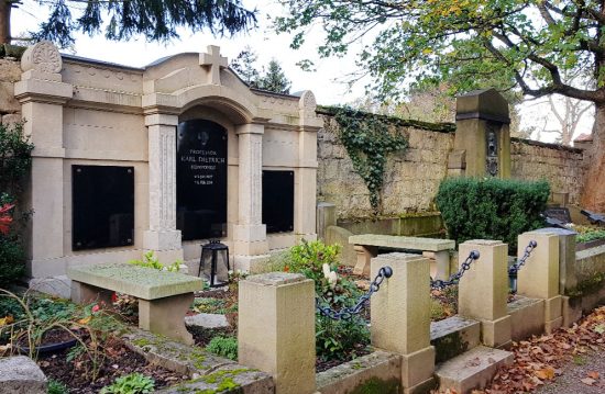 Der Nordfriedhof in München Schwabing-Freimann Der Nordfriedhof in München Schwabing-Freimann