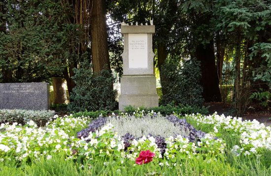 Der Friedhof Lochhausen in München