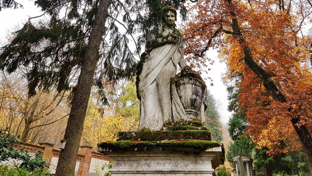Der Friedhof Obermenzing in München