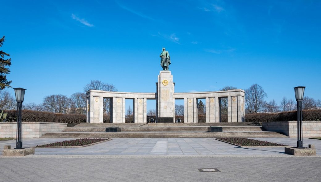 Sowjetisches Ehrenmal Tiergarten in Berlin-Tiergarten