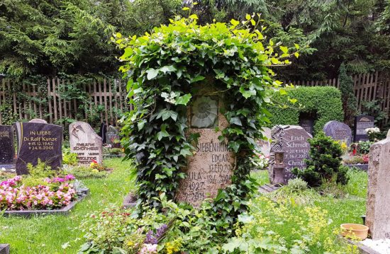 Heidefriedhof Neugraben in Hamburg-Hausbruch Heidefriedhof Neugraben in Hamburg-Hausbruch