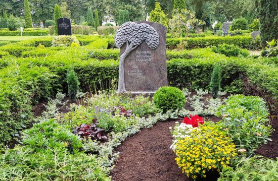 Memoriam-Garten in Düsseldorf-Golzheim Memoriam-Garten in Düsseldorf-Golzheim