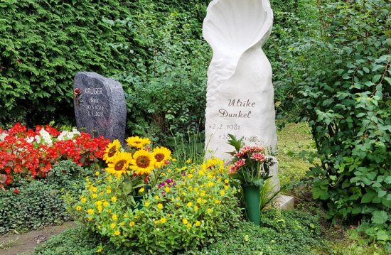 Der Ld. Friedhof Schöneberg IV in Berlin-Schöneberg Der Ld. Friedhof Schöneberg IV in Berlin-Schöneberg